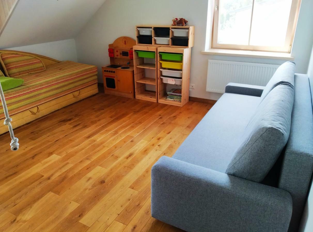 9 Min From Palanga! Luxury House On The River And Sauna Kretinga Εξωτερικό φωτογραφία